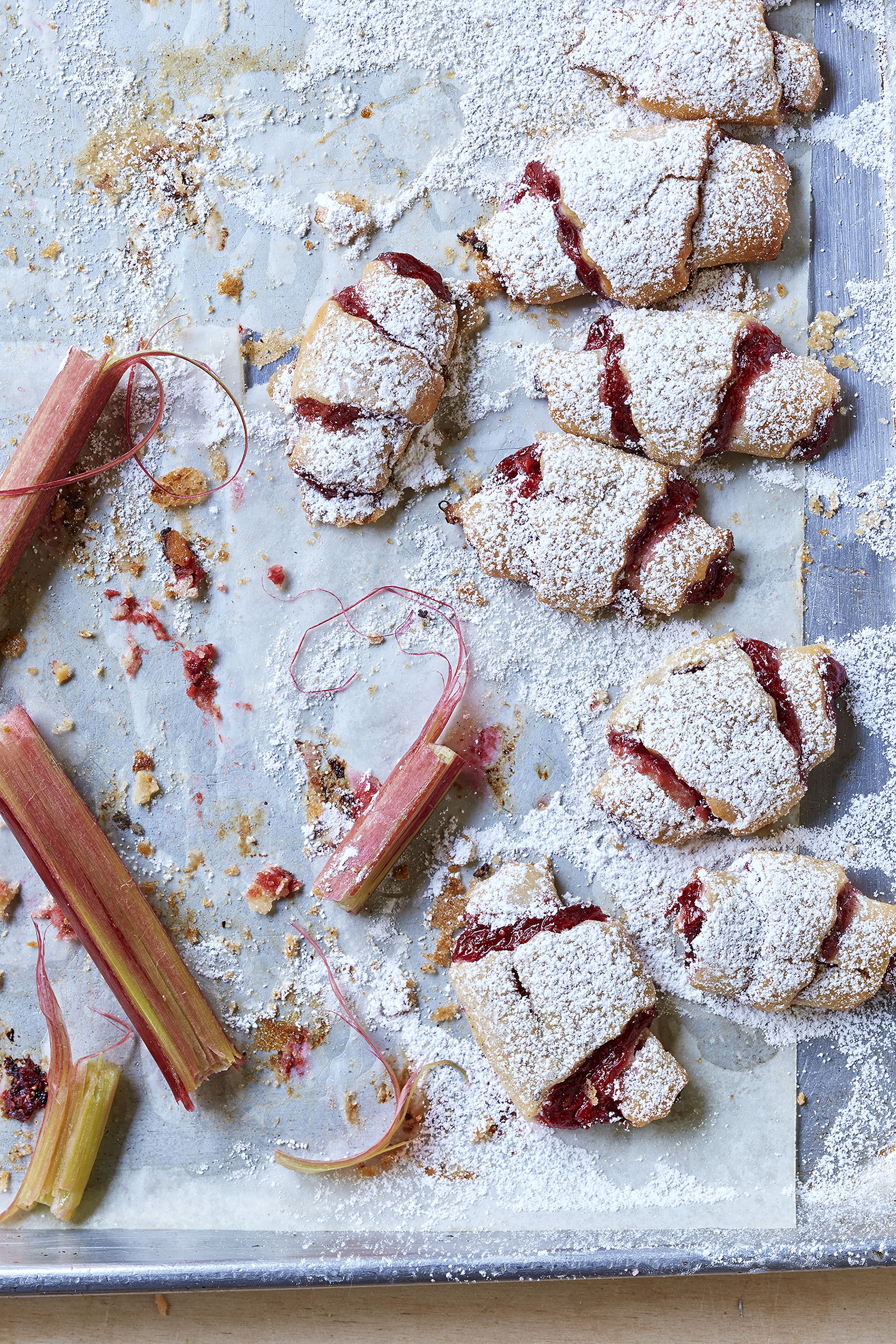 Rugelach_StrawberryRhubarbOatmealStreusel_4510